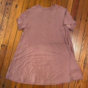 LULU LEMON Pink T-Shirt Dress in Size 8